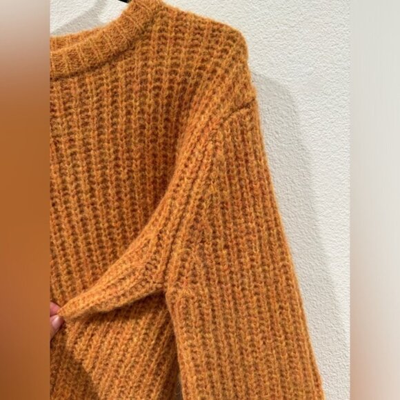 Reformation Tatum Alpaca Blend Semi Sheer Knit Orange Puff Sleeve Sweater Medium - Picture 4 of 15